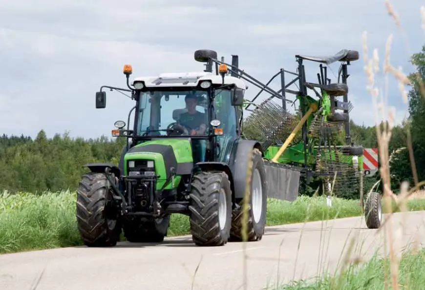DEUTZ-FAHR Agroplus 315 thumbnail 4