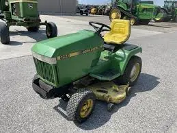 John Deere 265