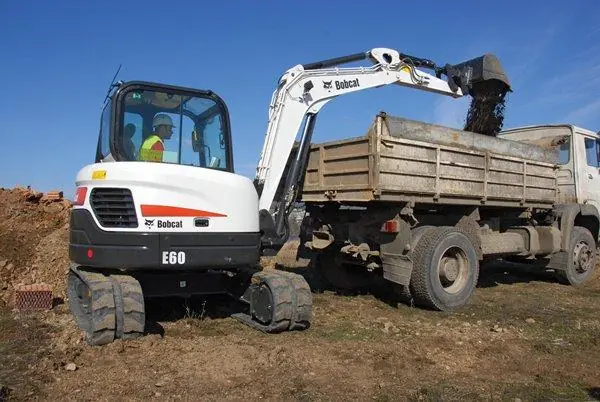 Bobcat E 60 thumbnail 3