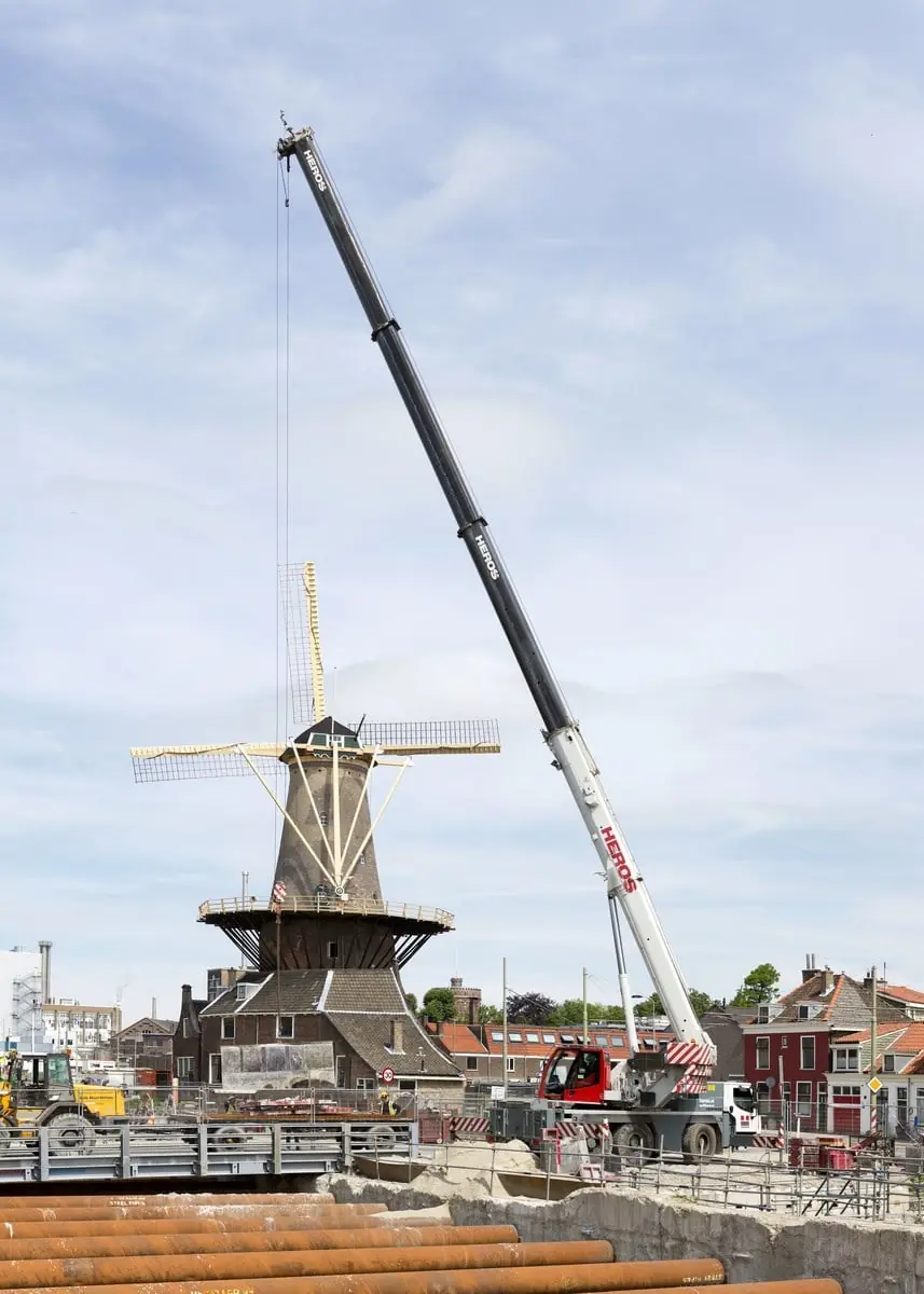 Liebherr LTM 1055-3.2
