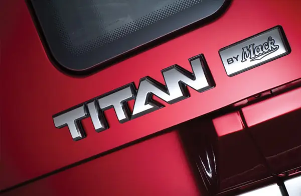 Mack TITAN 64" High-rise Sleeper Cab ISX 550 6x4 thumbnail 16