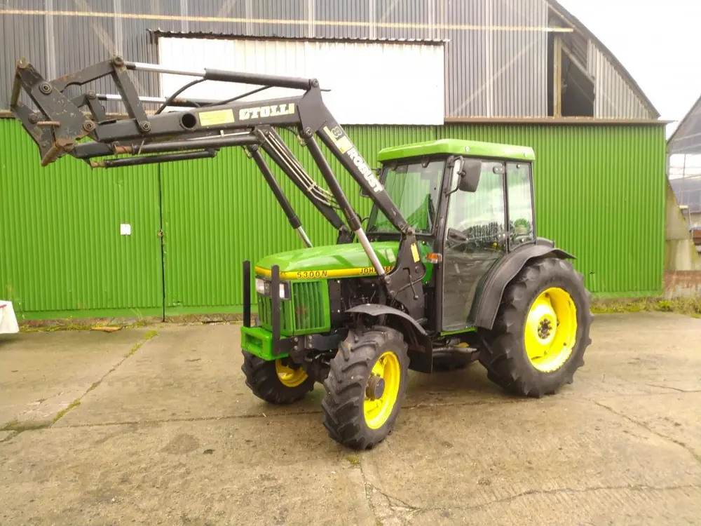 John Deere 5300N