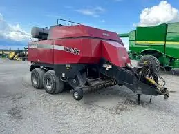 Case IH LBX 331 IS
