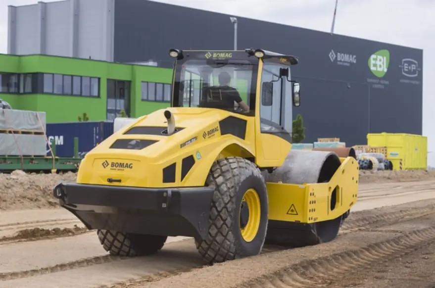 Bomag BW 220 D-5 thumbnail 2