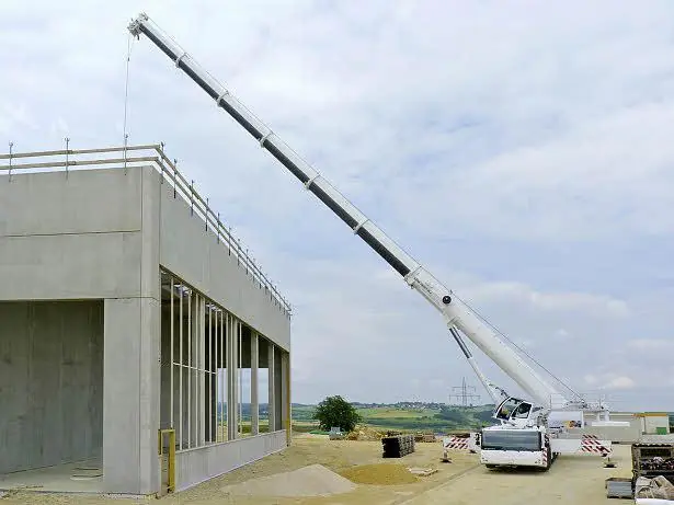 Liebherr LTM 1300-6.2 thumbnail 16
