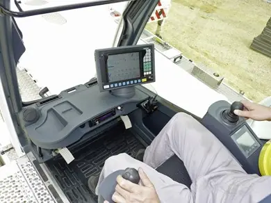 Liebherr LTM 1300-6.2 thumbnail 7