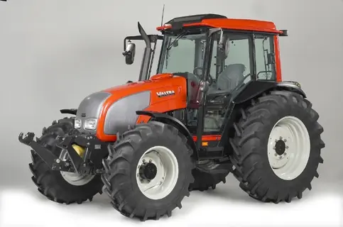 Valtra A82