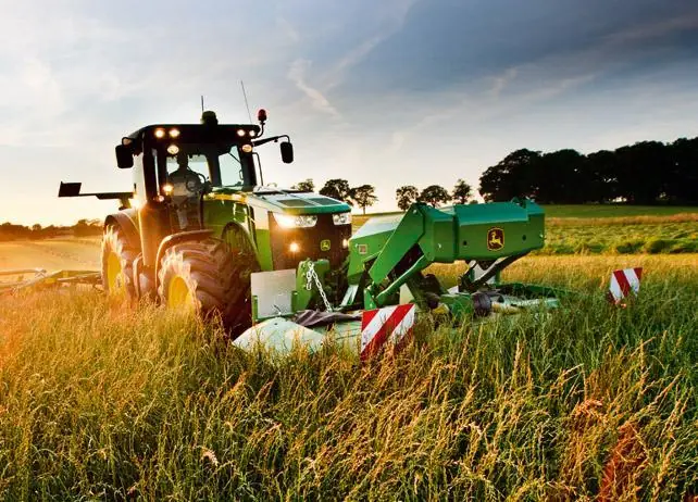 John Deere 381