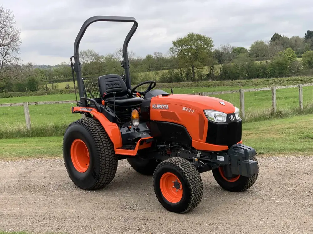 Kubota B2311