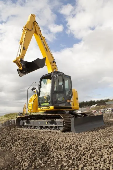 New Holland E140C SR LC thumbnail 3