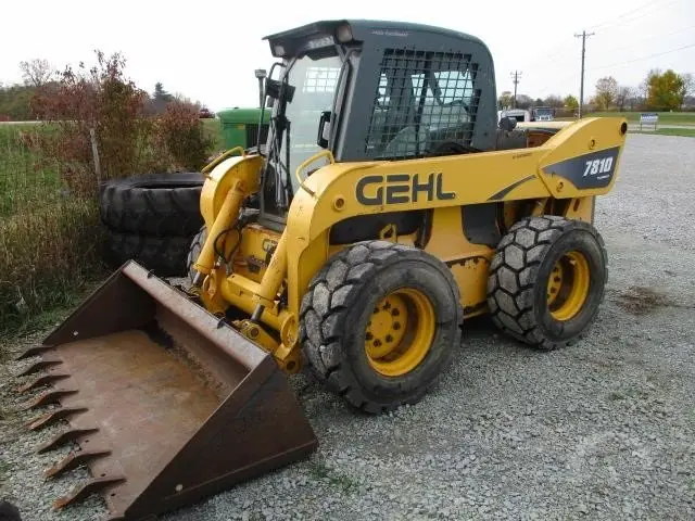Gehl SL 7810 SXT Dual