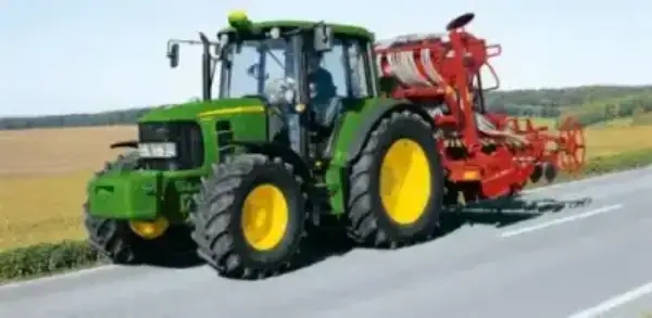 John Deere 6330