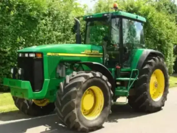 John Deere 8410