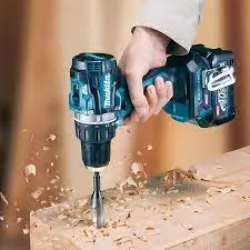 Makita DF002G
