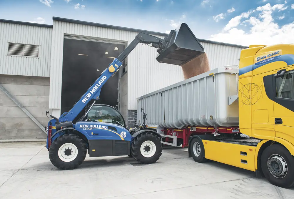 New Holland LM 7.42 Elite thumbnail 25