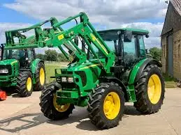 John Deere 5620
