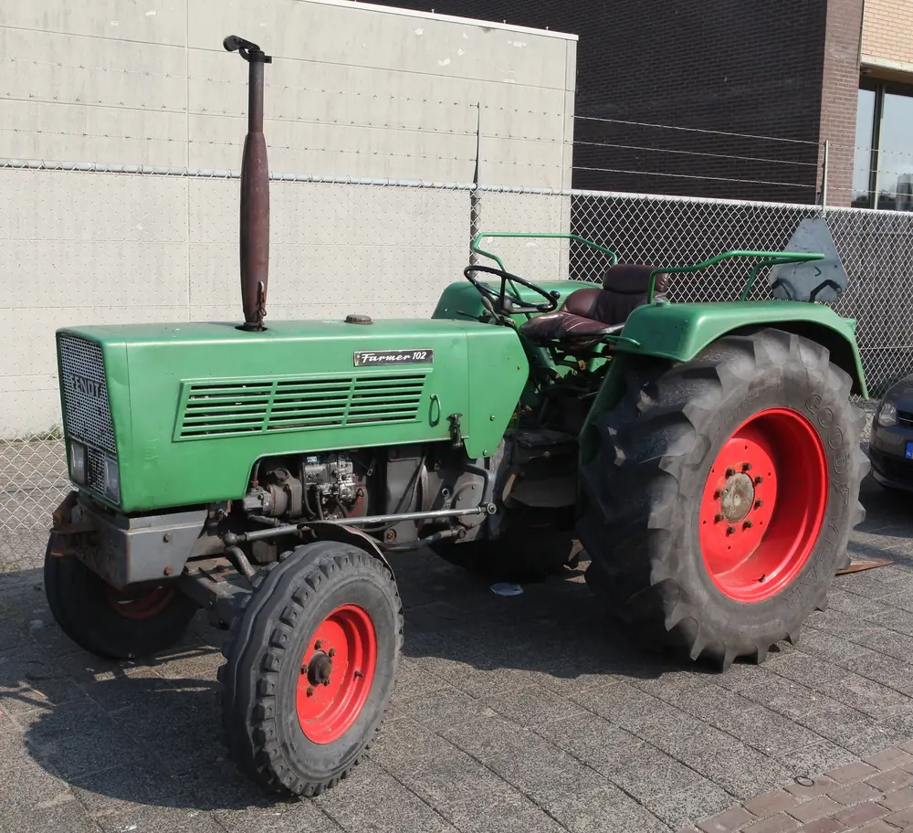 Fendt Farmer 102S