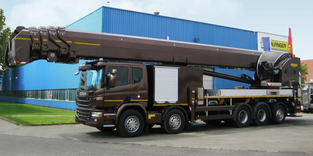 Palfinger P 900