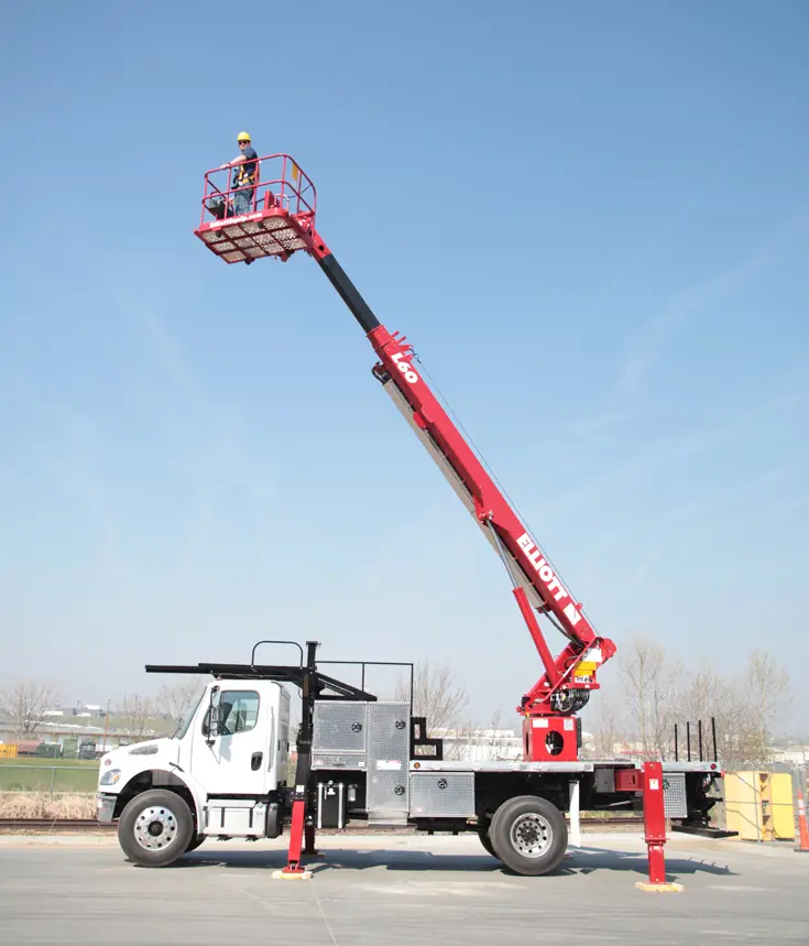 Elliott Equipment L60R HiReach