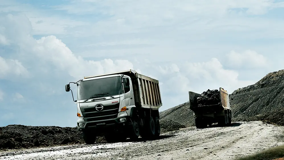 Hino 500 FM1A VOLQUETA 6x4