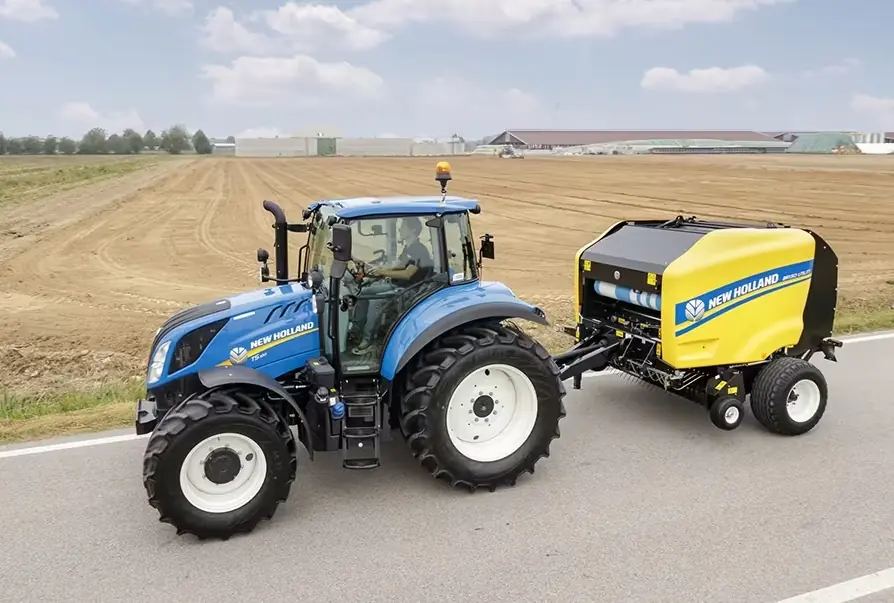 New Holland BR125 Utility