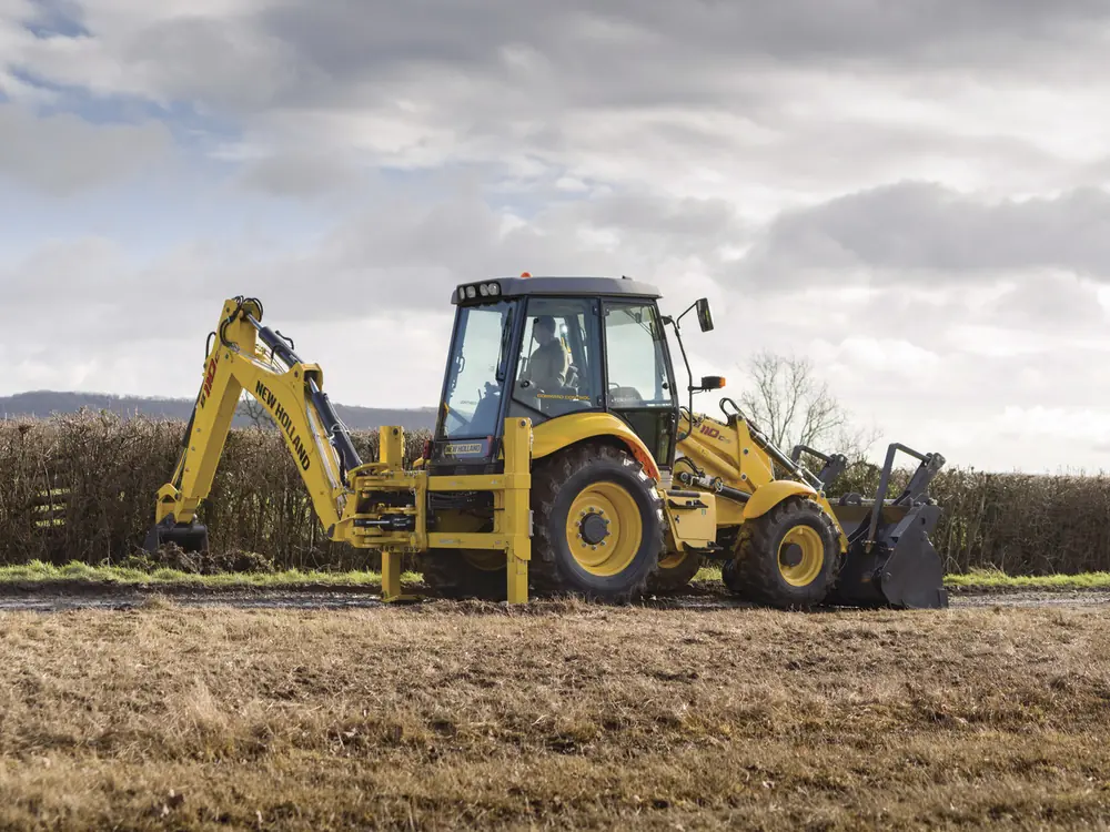 New Holland B110C TC thumbnail 11