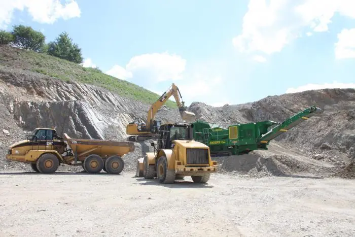 Caterpillar 329E LN thumbnail 2