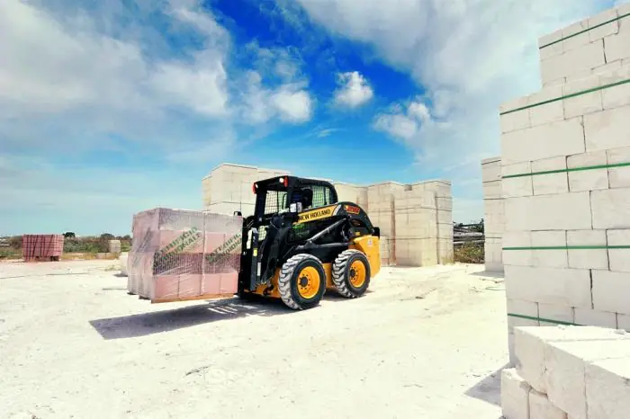 New Holland L218 thumbnail 3
