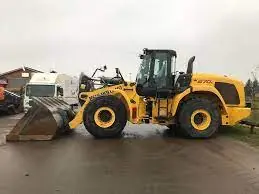 New Holland W270C