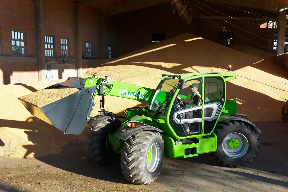 Merlo TF 50.8 T-CS-156-CVTRONIC thumbnail 2