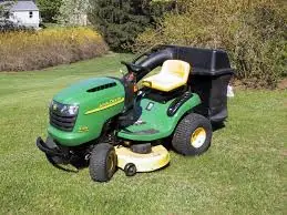 John Deere L108