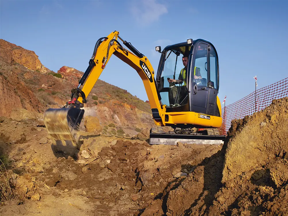 JCB 8016 CTS thumbnail 3