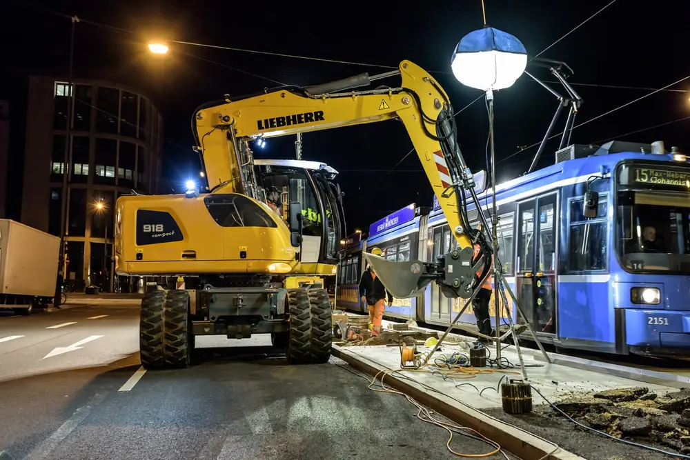 Liebherr A 918 Litronic thumbnail 3