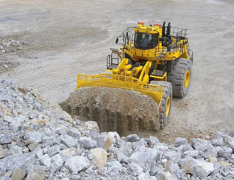 Komatsu WA1200-6 thumbnail 3