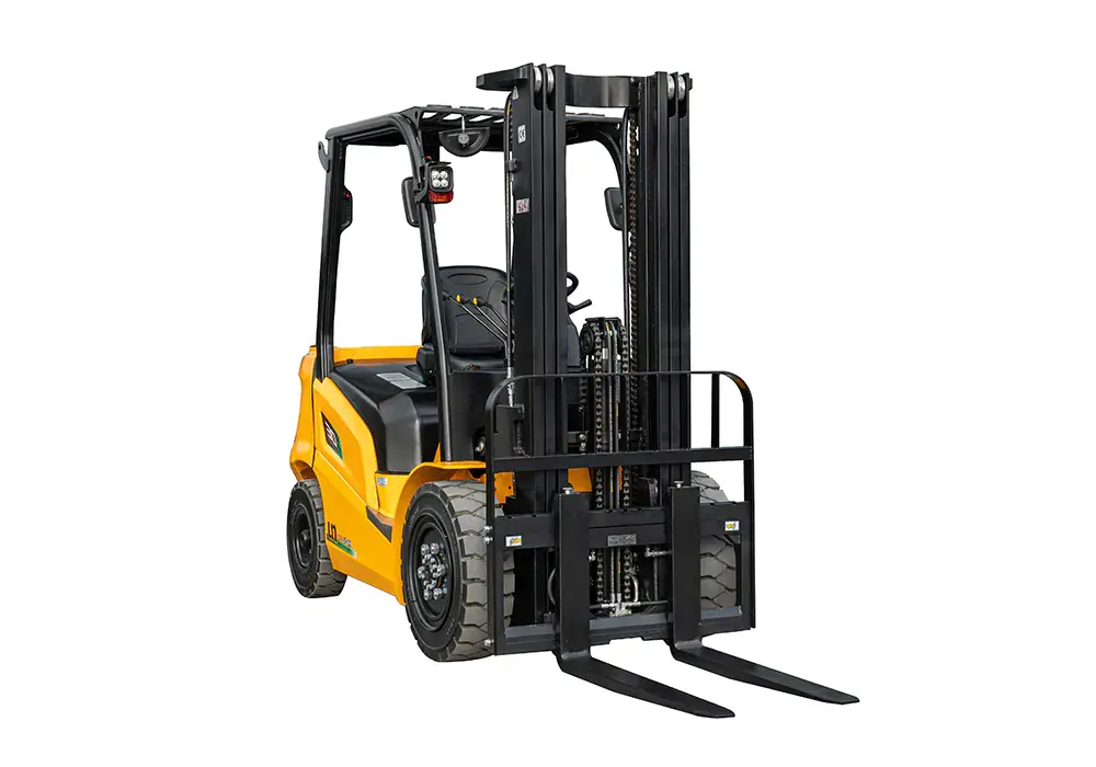 UN Forklift FB25