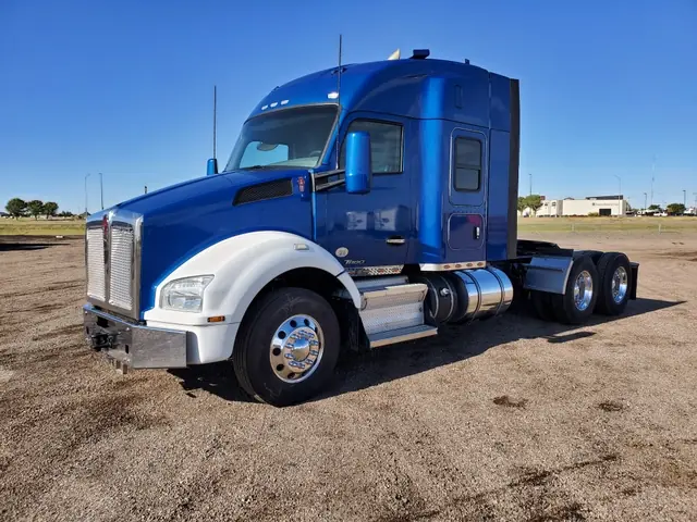 Kenworth T880MX 52" Mid-Roof MX11 6x4