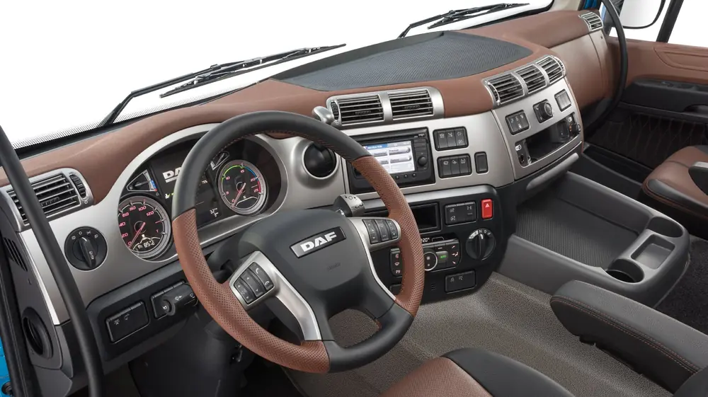 DAF CF 300 FT thumbnail 4
