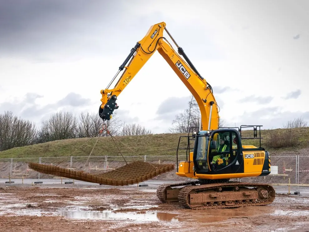 JCB JS180LC