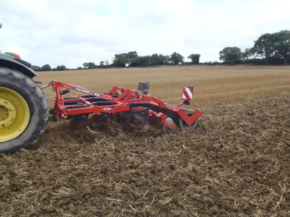 Kuhn Cultimer L 300 T