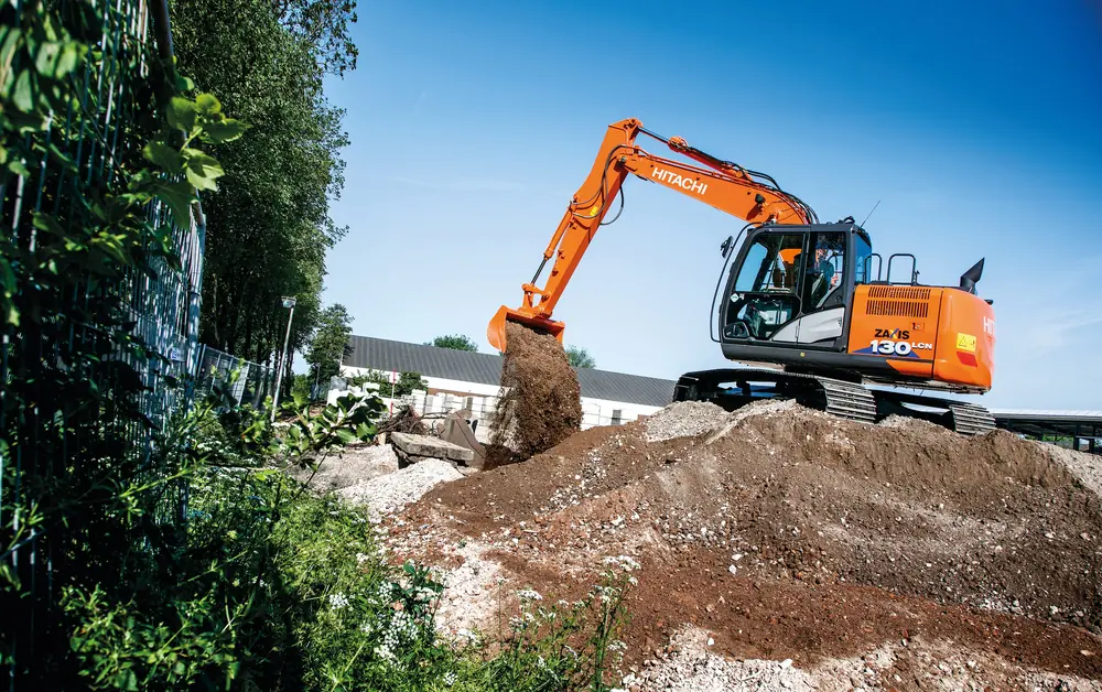Hitachi ZX130-6 thumbnail 3