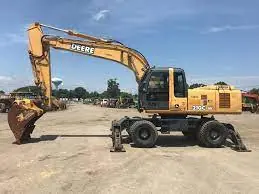 John Deere Construction 210C W