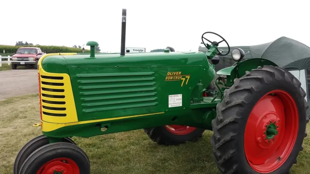 Oliver 77