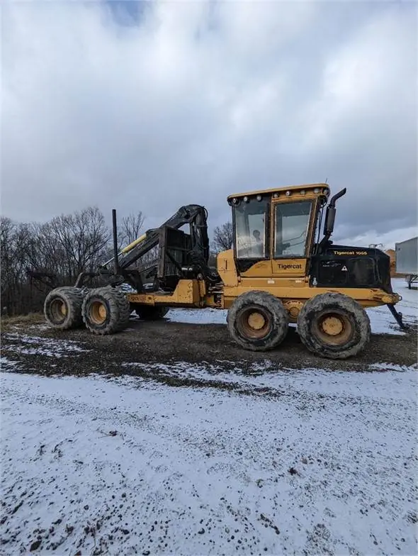 Tigercat 1055