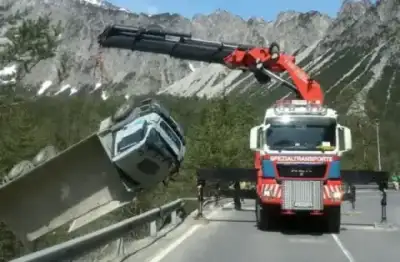 Fassi F 1950 RA 2.24 he-dynamic thumbnail 5