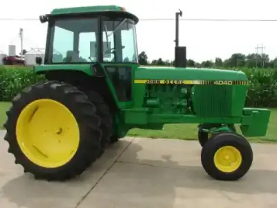 John Deere 4040S