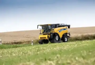 New Holland CX8.85 Elevation