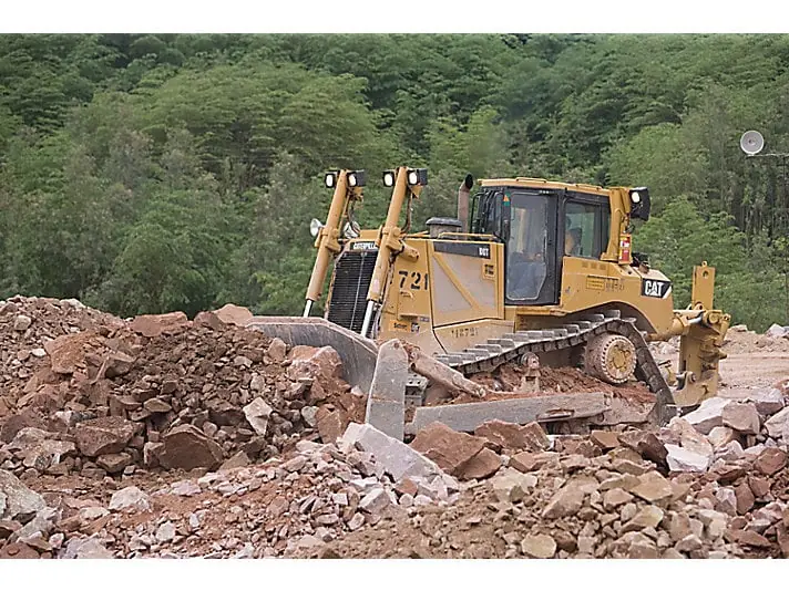 Caterpillar D8T thumbnail 3