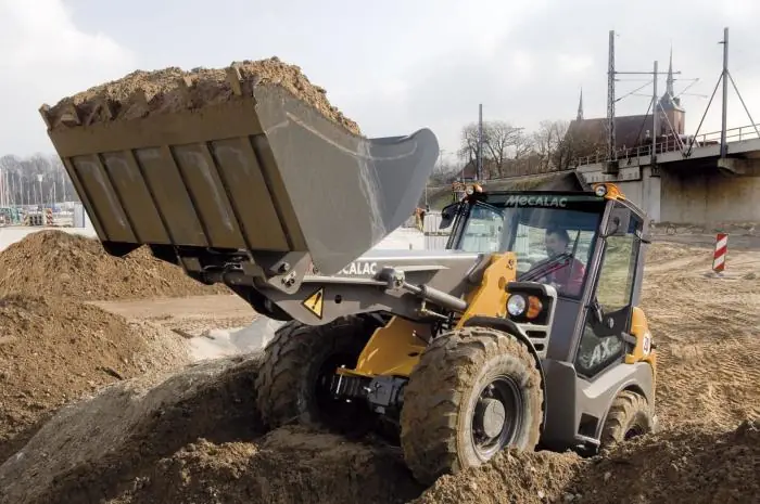 Ahlmann AX 100