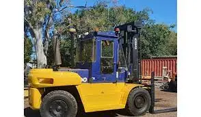 Komatsu FD 100-6