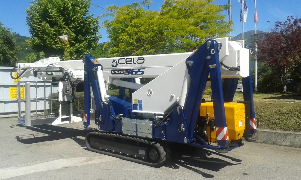 CELA Spyder 365